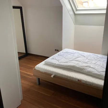 Sonnig Zentral Gelegene Apartment